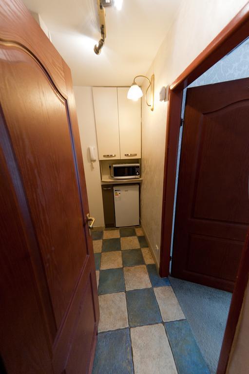 The Center Apartments Krakowska Жешов Стая снимка