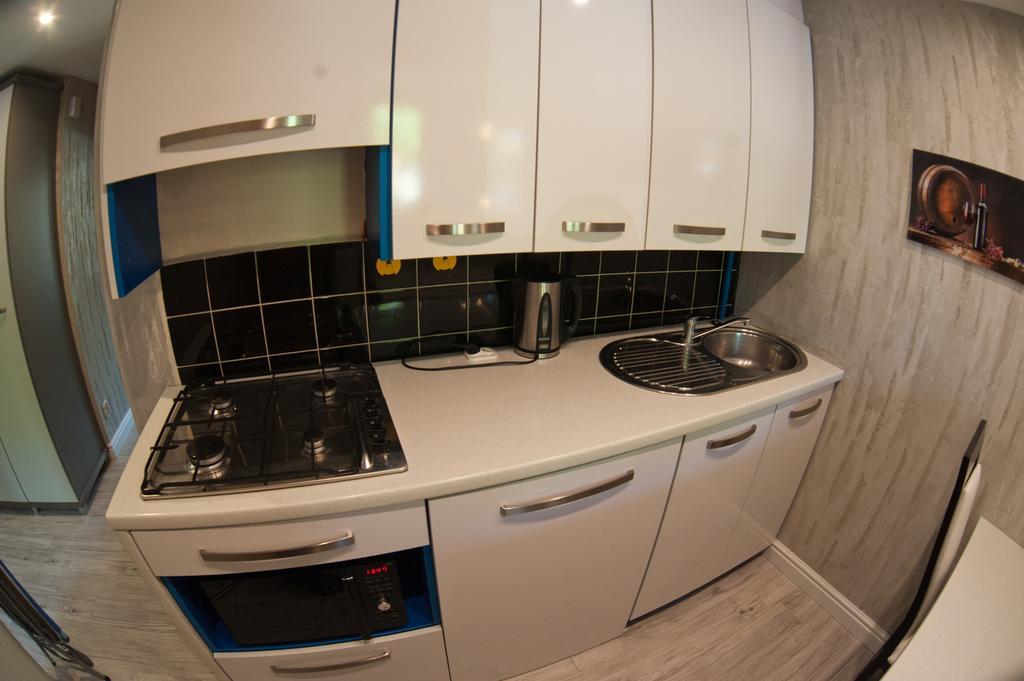 The Center Apartments Krakowska Жешов Стая снимка